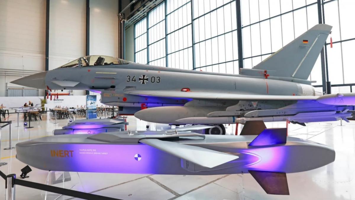 Один з найпотужніших: новий винищувач Eurofighter Tranche 4 здійснив свій перший політ Один з найпотужніших: новий винищувач Eurofighter Tranche 4 здійснив свій перший політ