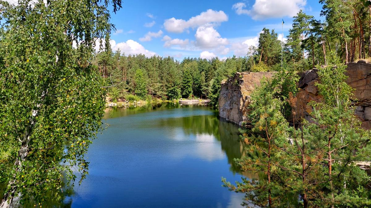 https://images.unian.net/photos/2026_07/1784286896-7652.jpg