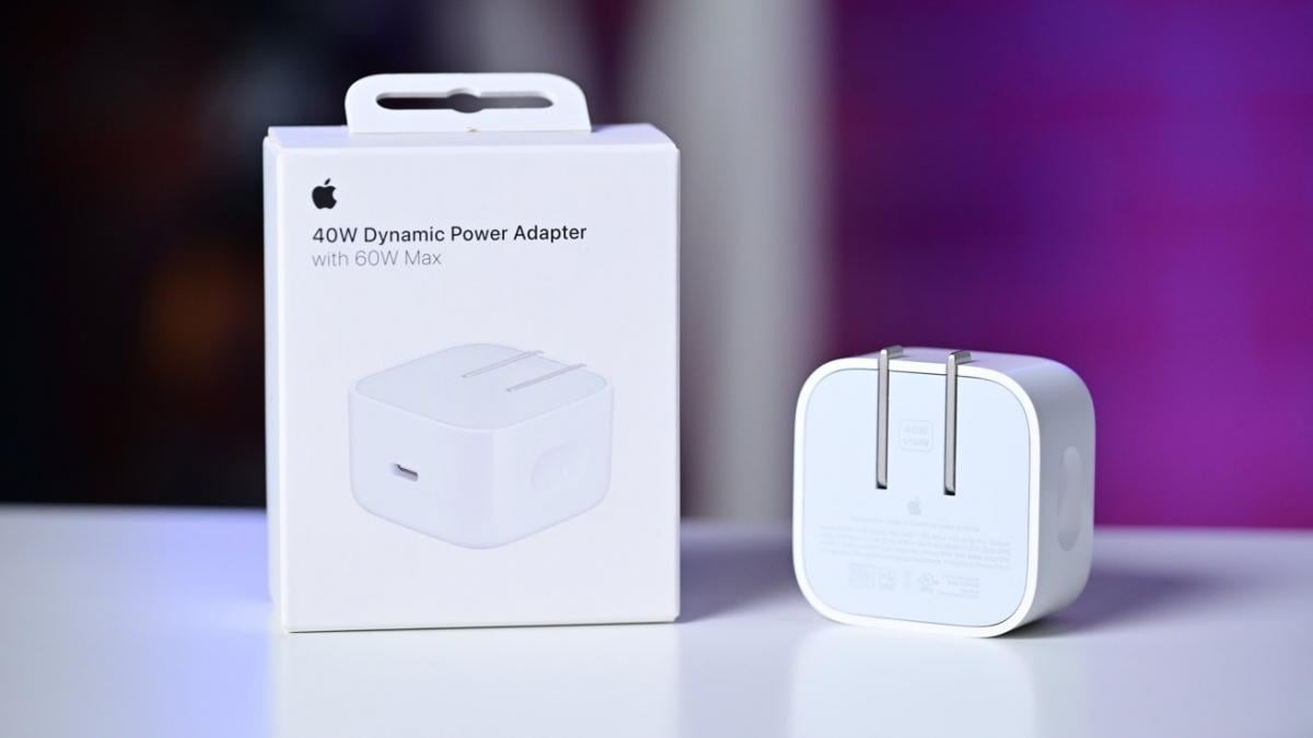 4 головні помилки під час зарядки iPhone, які вбивають ваш акумулятор 4 головні помилки під час зарядки iPhone, які вбивають ваш акумулятор