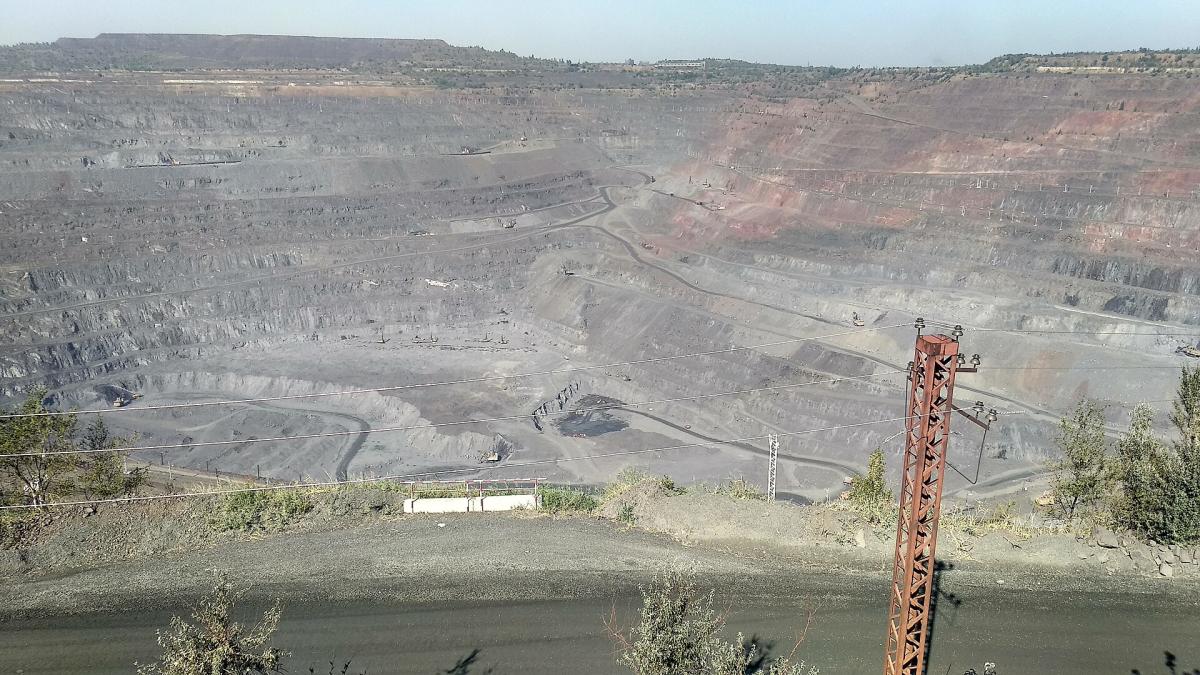 Південний ГЗК частково призупиняє роботу через атаки агресора на цивільні торговельні судна