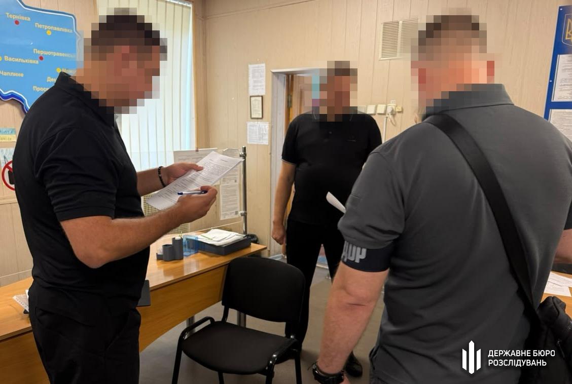 ДБР проводить обшуки у понад 100 ТЦК по всій Україні: яка причина ДБР проводить обшуки у понад 100 ТЦК по всій Україні: яка причина