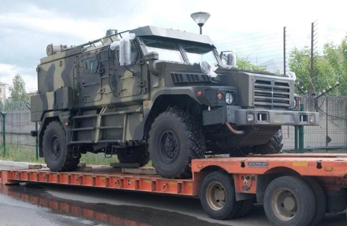 Окупанти отримали нові бронемашини, які можуть суттєво вплинути на перебіг бойових дій Окупанти отримали нові бронемашини, які можуть суттєво вплинути на перебіг бойових дій