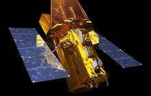 Уникальная космическая обсерватория падает на Землю, NASA пытается её спасти