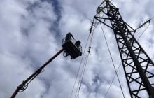 За неделю энергетики восстановили электроснабжение в домах 300 тысяч семей после вражеских атак, – ДТЭК