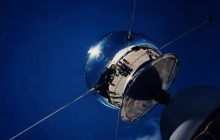 Десятки років у космосі: найстаріший штучний супутник досі обертається навколо Землі