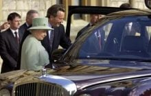 Не Rolls-Royce: Елизавета II обожала этот уникальный автомобиль за $12 млн