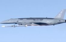 Беспилотный истребитель США впервые произвел выстрел ракетой "воздух-воздух" AMRAAM (видео)