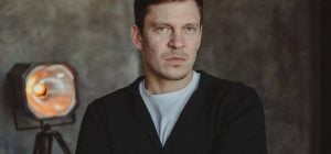 Известный украинский актер признался, сколько зарабатывает во время войны