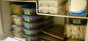 4 продукта, которые никогда не стоит хранить в морозильной камере: где вместо этого