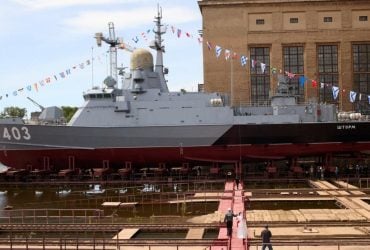 Росія спустила на воду новий ракетний корабель, який може нести Циркони (фото)