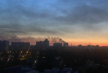 В Києві пролунали вибухи ще до оголошення повітряної тривоги