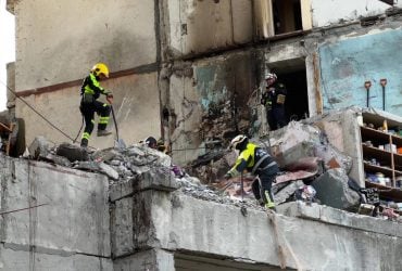 Для 60 населених пунктів Харківщини оголосили евакуацію через божевільного сусіда, – ОВА