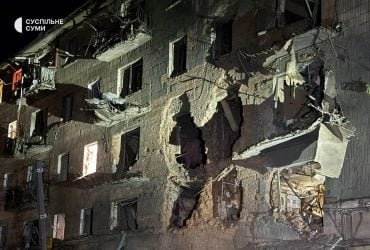 Росіяни вдарили КАБом по центру Сум: чотири людини загинули, багато постраждалих