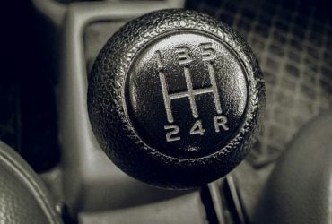 Коли слід перемикати передачі на механіці, щоб зменшити витрату пального