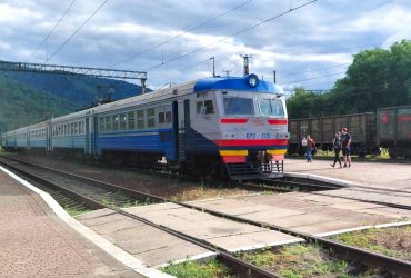 До 10 годин спізнення: через обстріли низка поїздів курсують із затримками