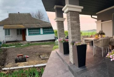 Супруги купили старый дом в селе и поделились, как его обустроили