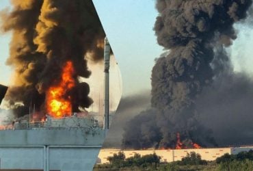 Дрони розбомбили нафтобазу та найбільший логістичний центр під Москвою