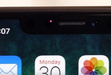 Чому на екрані iPhone блимає червоний вогник: відповідь виявилася простою
