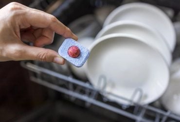 9 способов использовать в быту таблетки для посудомойки: о них мало кто знает