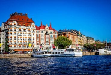 Перша країна Європи вирішила висилати іноземців за "неналежний спосіб життя"