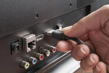 4 корисні функції USB-порту на телевізорі, про які майже ніхто не знає