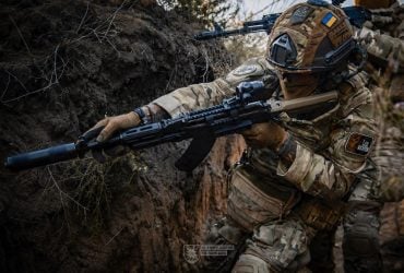 Украинские защитники отрезали российский выступ под Лиманом (карта)