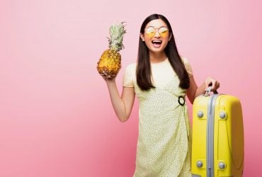 Еда в ручной клади: что разрешено брать на борт, а что могут конфисковать
