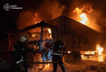 Росіяни реактивним дроном вбили трьох водіїв Нової пошти в Сумах