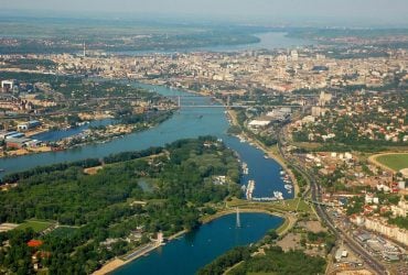 Вместо пляжей и моря - села и Дунай: европейская страна переживает настоящий туристический бум