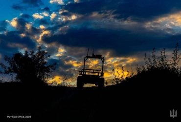 Рятують життя українців на полі бою: військові розповіли BI про роль наземних роботів
