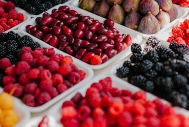 Дієтологи назвали 7 найкращих ягід для здоров’я: хто потрапив до списку