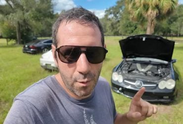 Мужчина купил Mercedes за $4100 и уже через 16 километров понял, где его обманули