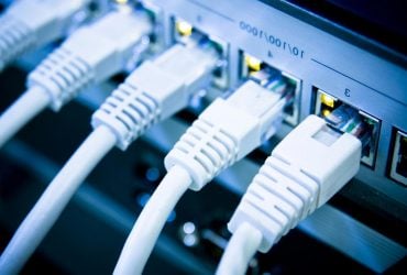 Якщо ви користуєтеся інтернет-кабелем, варто знати різницю між RJ45 і Ethernet