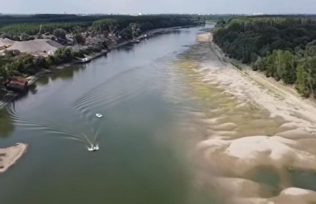 Рекордна посуха перетворює Дунай на струмок, лайнери з туристами сідають на мілини