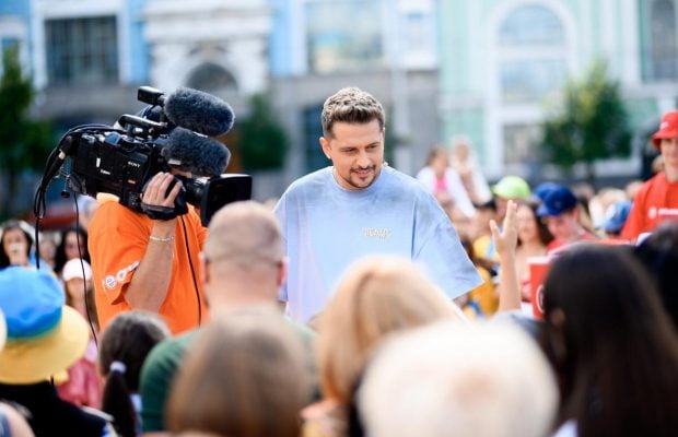 Понад мільйон гривень на реабілітацію ветеранів: "Караоке на майдані" продовжує прем'єрний сезон