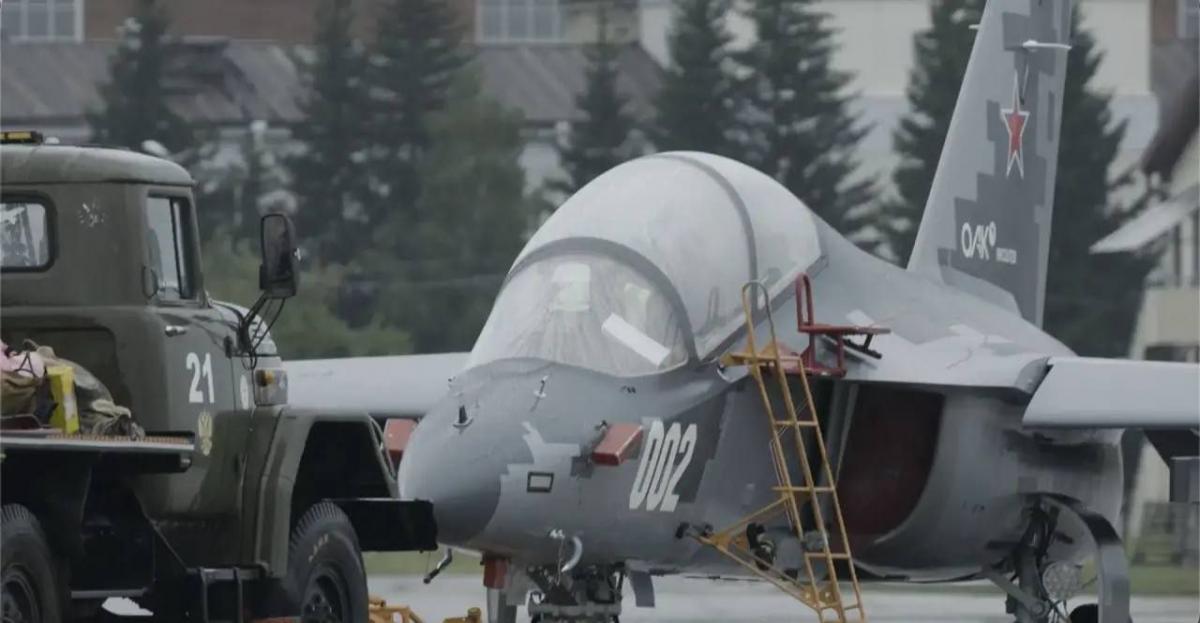 У Росії здійснив перший політ новий прототип легкого штурмовика (фото) У Росії здійснив перший політ новий прототип легкого штурмовика (фото)