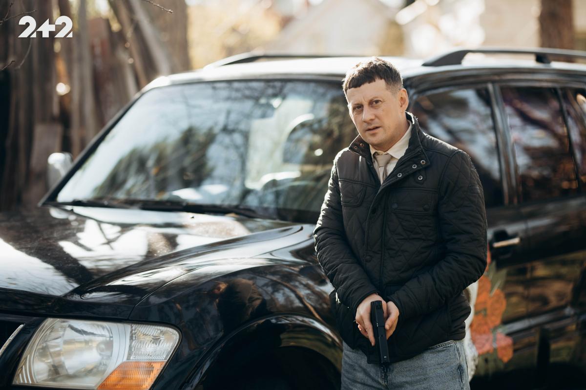 Стала відома дата прем’єри серіалу 2+2 'Таксі для опера' з Баклановим і Вівчарюком у головних ролях Стала відома дата прем’єри серіалу 2+2 'Таксі для опера' з Баклановим і Вівчарюком у головних ролях