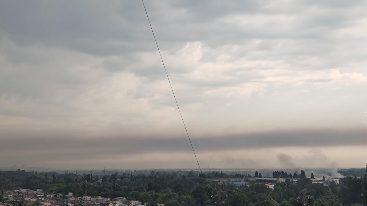 Воздух в Киеве ухудшился: что нужно делать (фото) Воздух в Киеве ухудшился: что нужно делать (фото)