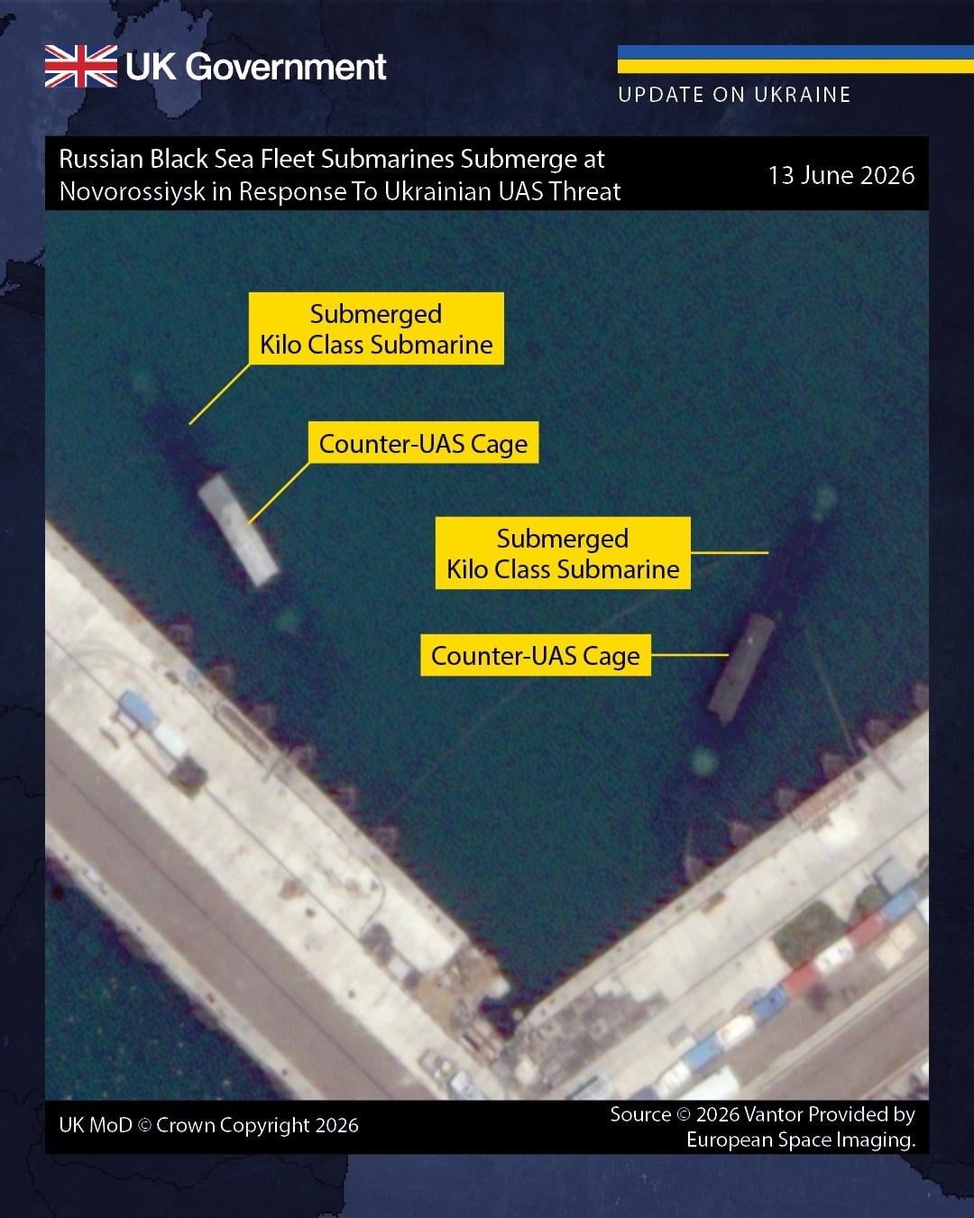Супутник 'спалив', як Росія захищає носії 'Калібрів' у Новоросійську Супутник 'спалив', як Росія захищає носії 'Калібрів' у Новоросійську