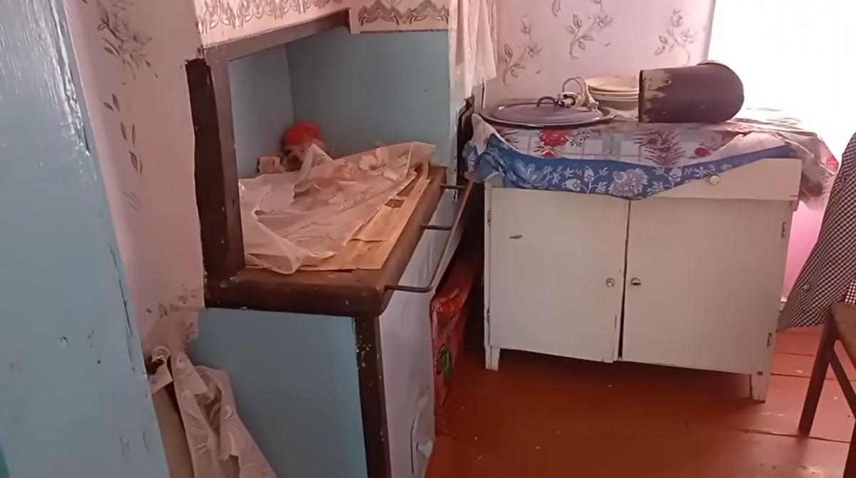 Родина купила хату в селі на Одещині за $1700: як вона виглядає (фото) Родина купила хату в селі на Одещині за $1700: як вона виглядає (фото)