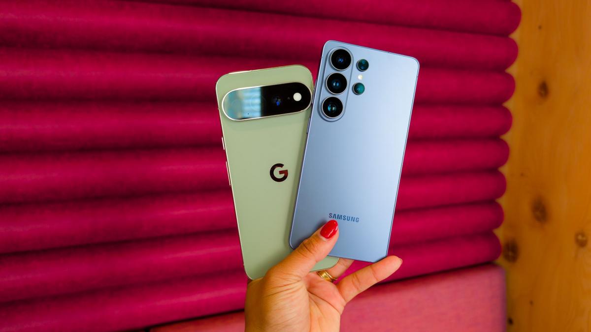 Топовый Google и Samsung сравнили по основным параметрам: какой смартфон лучше Топовый Google и Samsung сравнили по основным параметрам: какой смартфон лучше