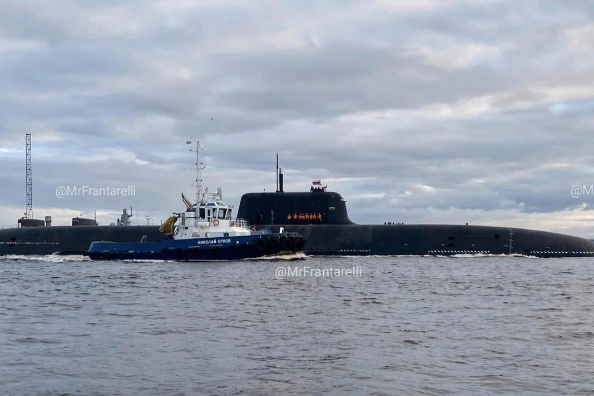 Россия впервые вывела в море сверхсекретную атомную субмарину 'Хабаровск' (фото) Россия впервые вывела в море сверхсекретную атомную субмарину 'Хабаровск' (фото)