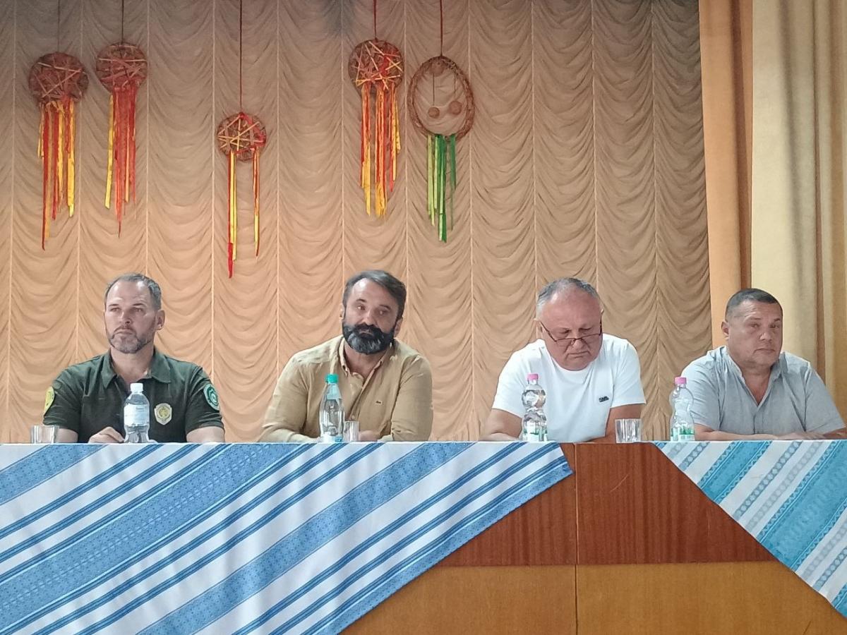 Незаконный джипинг в Карпатах: Минэкономики и НПП настаивают на соблюдении закона Незаконный джипинг в Карпатах: Минэкономики и НПП настаивают на соблюдении закона