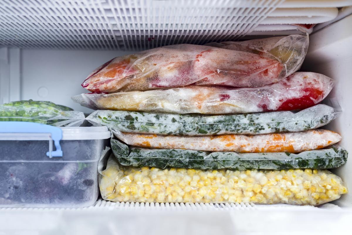 15 продуктов, которые не рекомендуется хранить в морозилке 15 продуктов, которые не рекомендуется хранить в морозилке