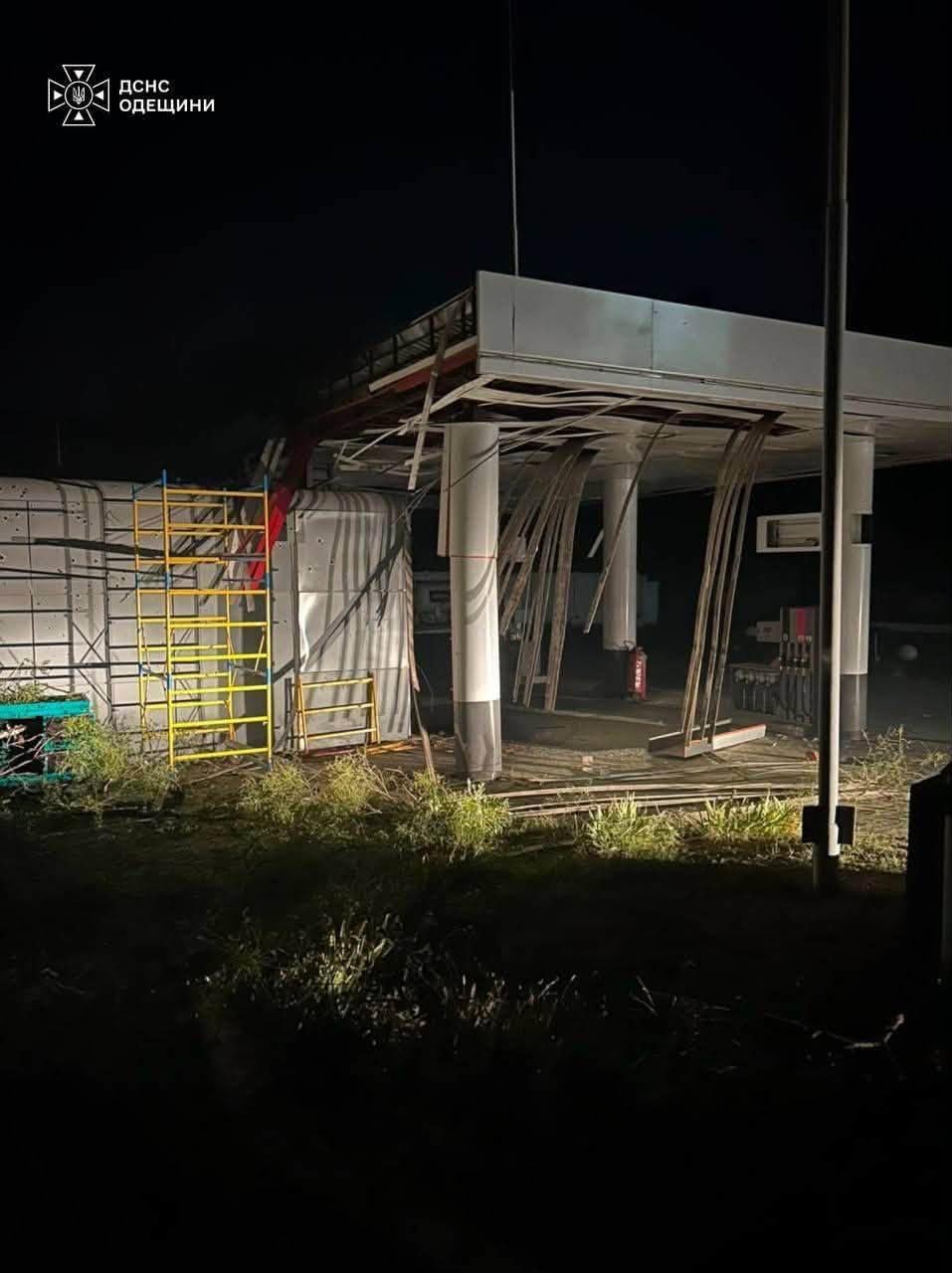 Одеса понад 7 годин перебувала під масованою атакою: у місті руйнування та пожежі Одеса понад 7 годин перебувала під масованою атакою: у місті руйнування та пожежі