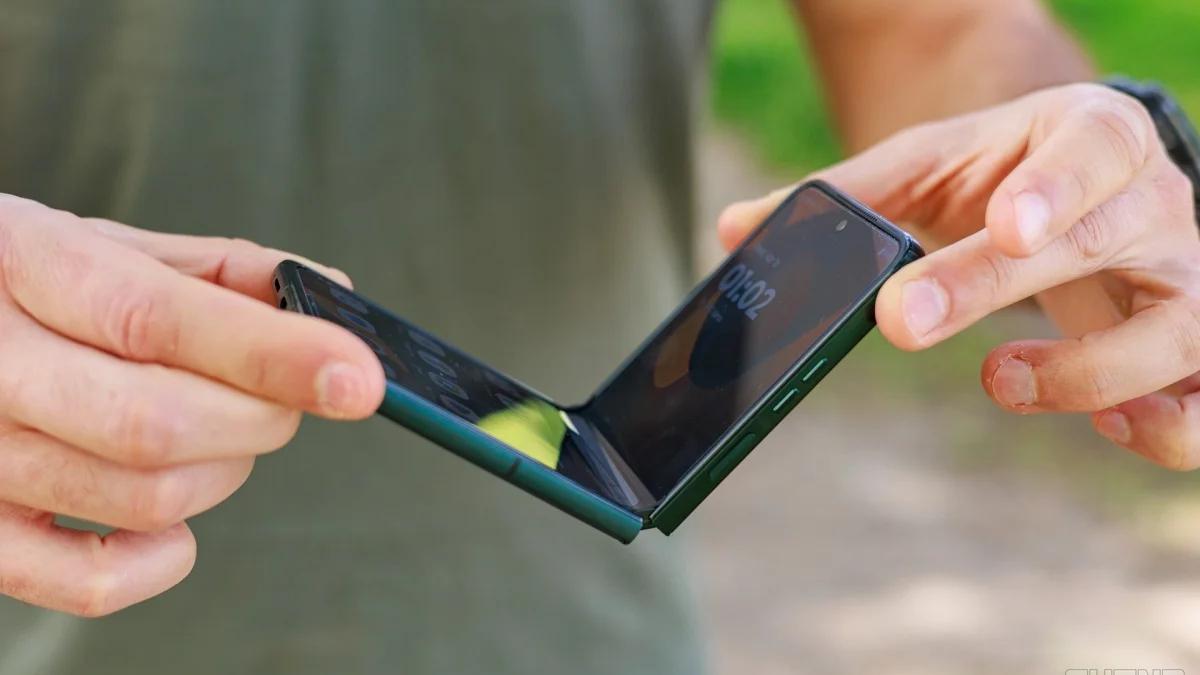 Эксперты протестировали десятки смартфонов и определили 5 самых 'живучих' Эксперты протестировали десятки смартфонов и определили 5 самых 'живучих'
