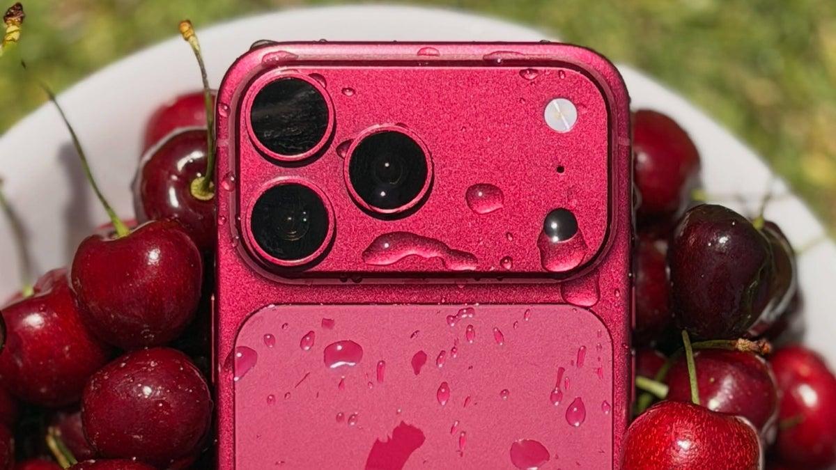 iPhone 18 Pro Max показали за 10 дней до презентации в двух новых цветах iPhone 18 Pro Max показали за 10 дней до презентации в двух новых цветах
