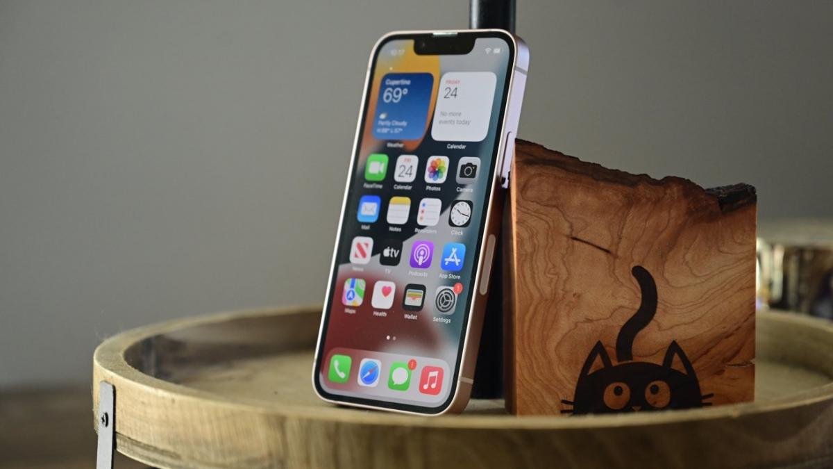 Чому Apple більше не випускає iPhone Mini: причина виявилася простою Чому Apple більше не випускає iPhone Mini: причина виявилася простою