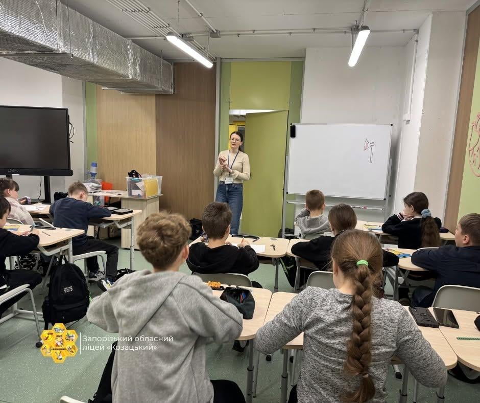 'Діти підземелля': як організувати навчання під обстрілами 'Діти підземелля': як організувати навчання під обстрілами
