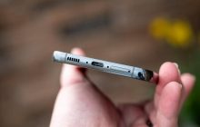 Без риса и фена: найден быстрый способ очистить динамик смартфона от воды